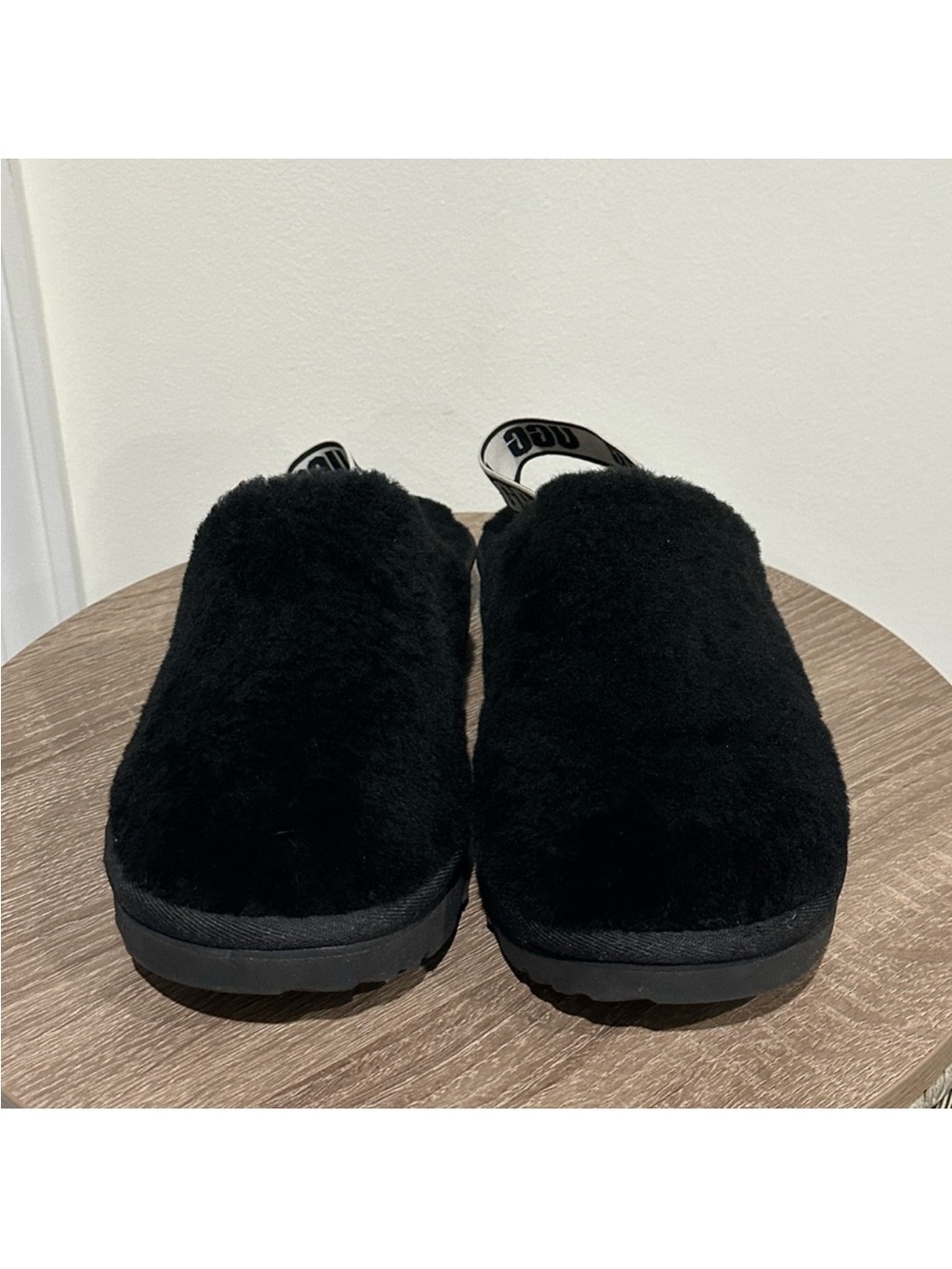 UGG Fluff Yeah Clogs - Picture 2 of 10